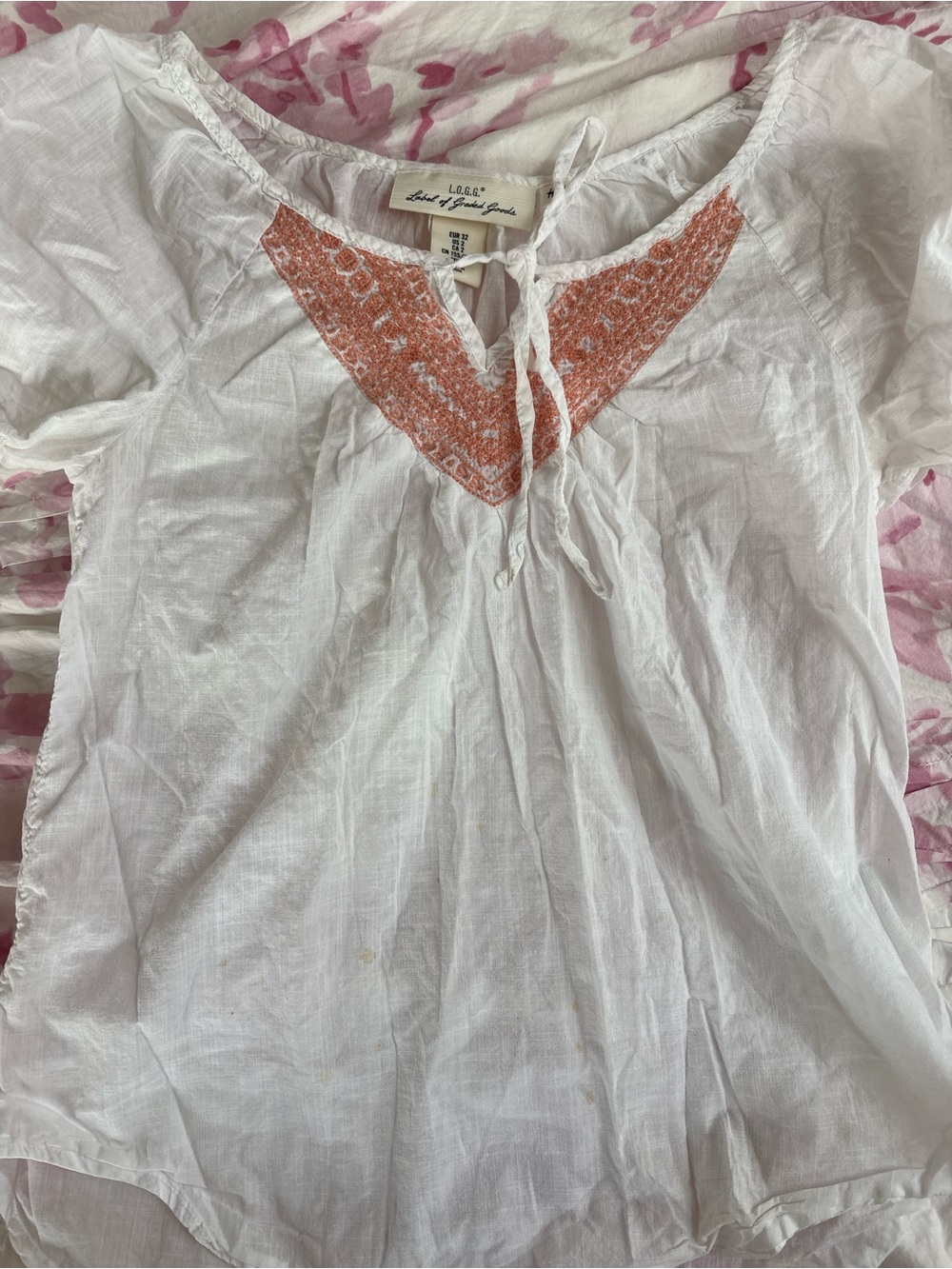 Label of Graded Goods White Cotton Peasant Blouse with Rust Embroidery